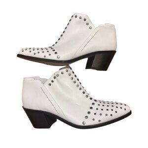 1. 1.STATE White Studded Vegan Leather Ankle Booties Western Chic Minimal Sz 6